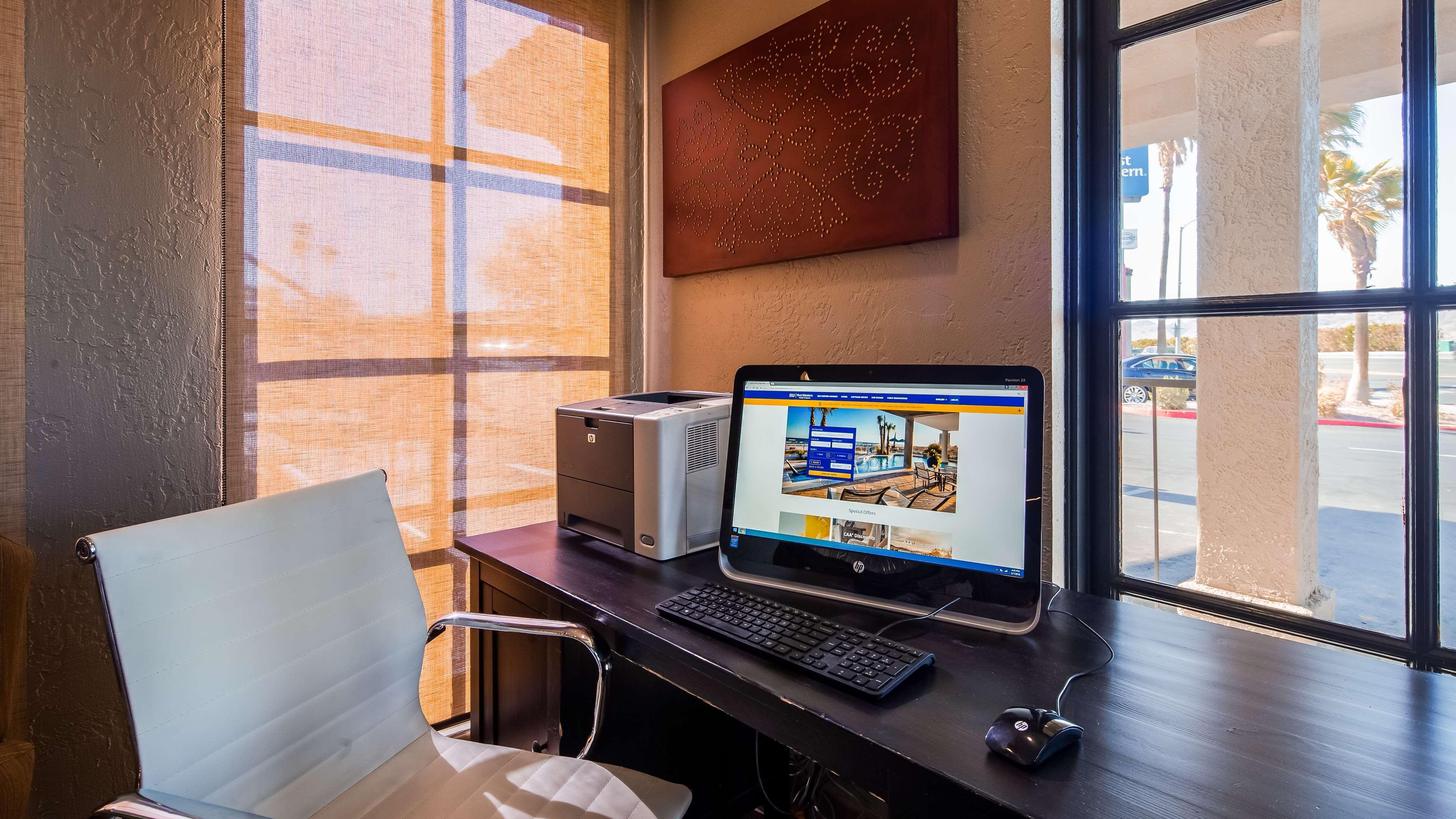 Best Western Desert Villa Inn Μπάρστοου Εξωτερικό φωτογραφία